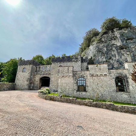 Tan-Yr-Ogo Gate Lodge, Gwrych Castle Llanddulas ภายนอก รูปภาพ