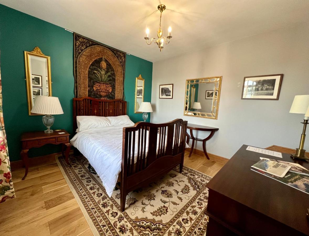 Tan-Yr-Ogo Gate Lodge, Gwrych Castle Llanddulas ภายนอก รูปภาพ